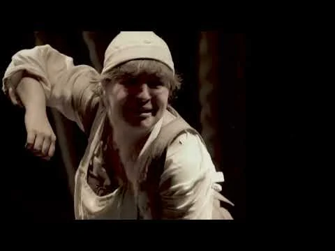 Fotograma del vídeo «Tráiler»