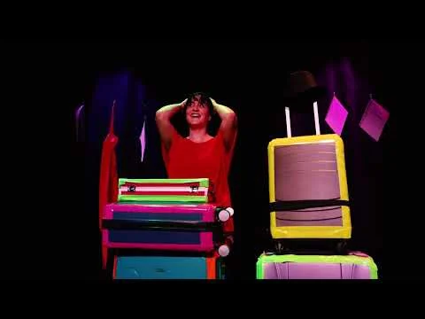 Fotograma del vídeo «Tráiler»