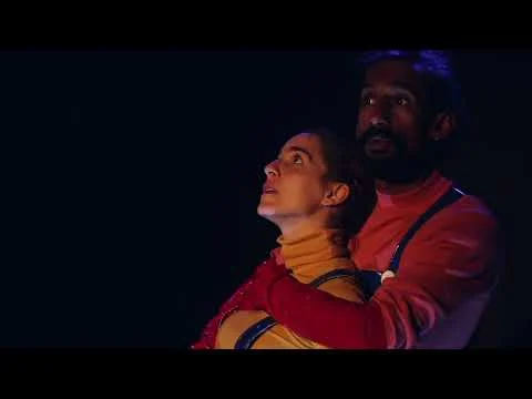 Fotograma del vídeo «Tráiler»